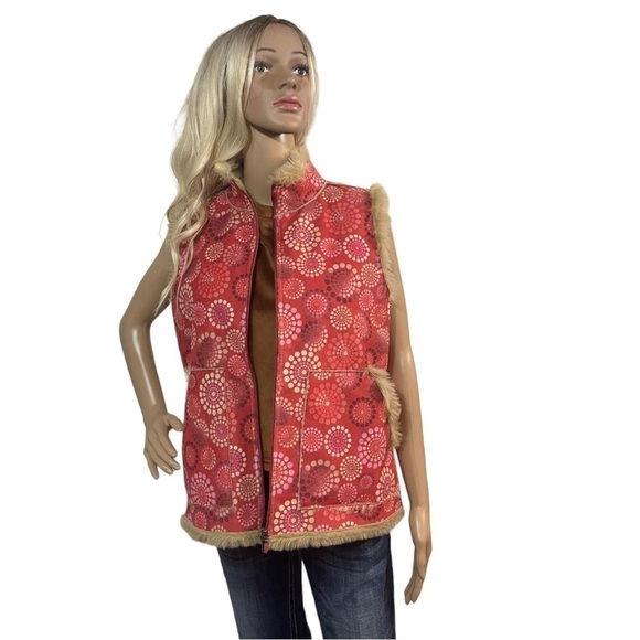 AVENTURA clothing light red to dark pink printed suede faux fur lined vest - Picture 1 of 10